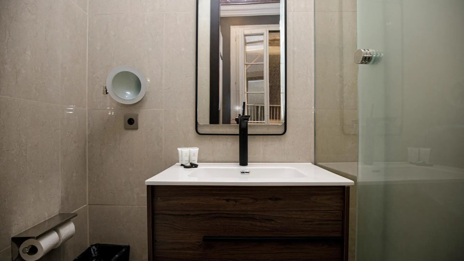 Beautiful Cosy Modern Apartment ,19Th Century Building Barcelona